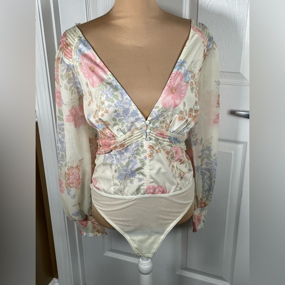 Free‎ People x Revolve Wanderlust Bodysuit in Ivory NEW Medium - Picture 15 of 16